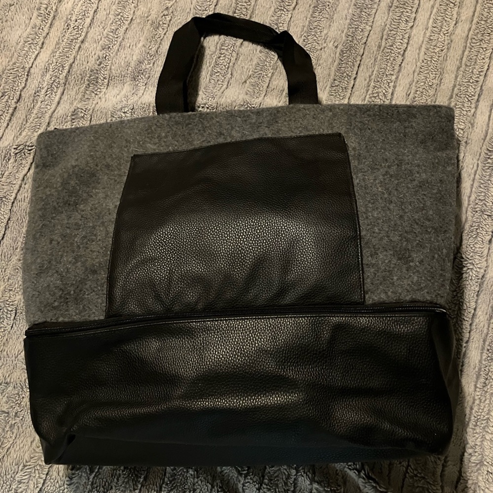 DSW Tote Bag with Shoe Storage